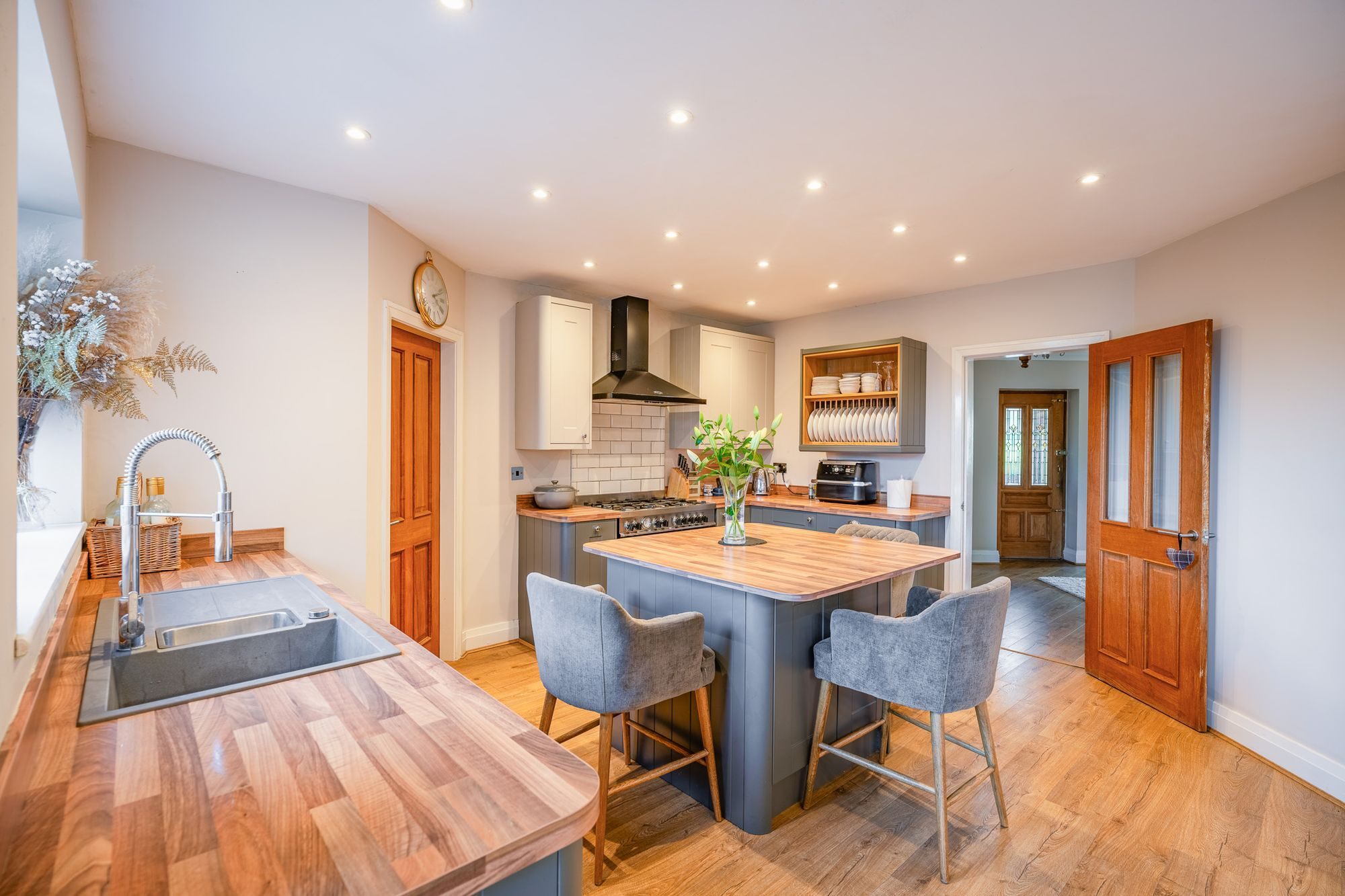 Maes Yr Haf, Betws Yn Rhos, LL22