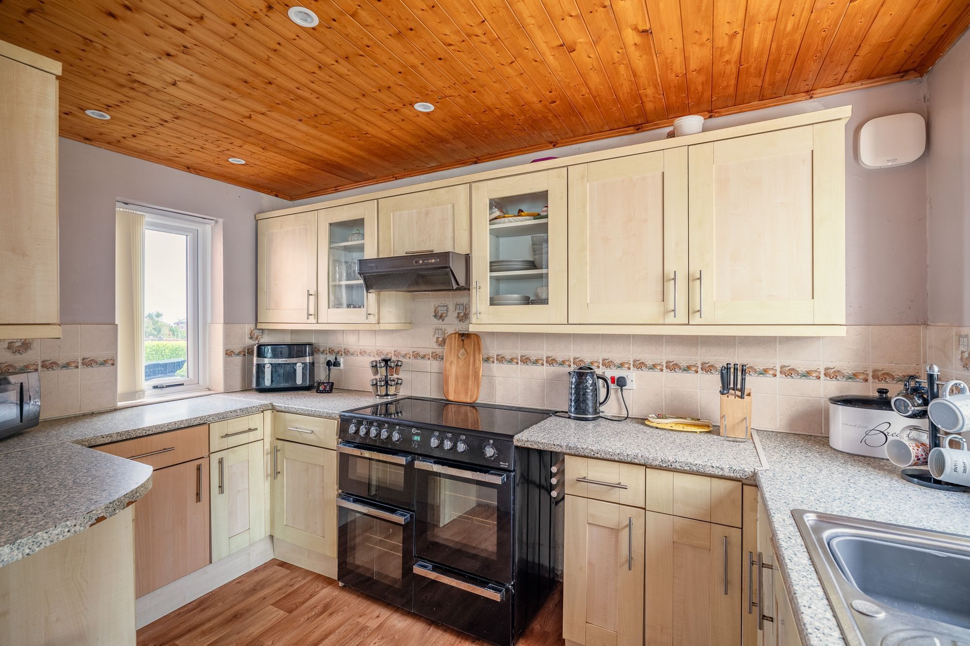 Alltwen, Llysfaen, LL29