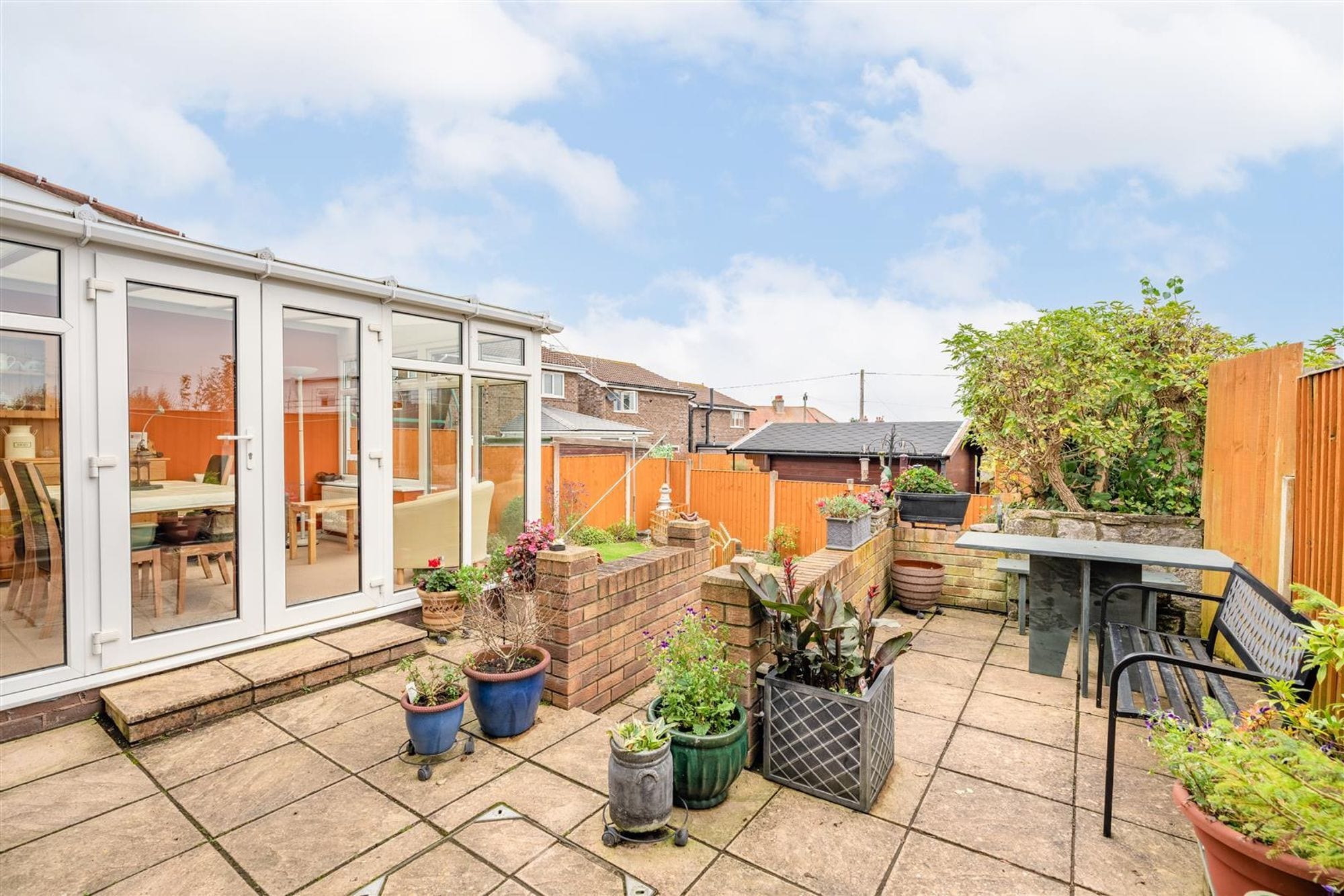 Erw Goch, Abergele, LL22