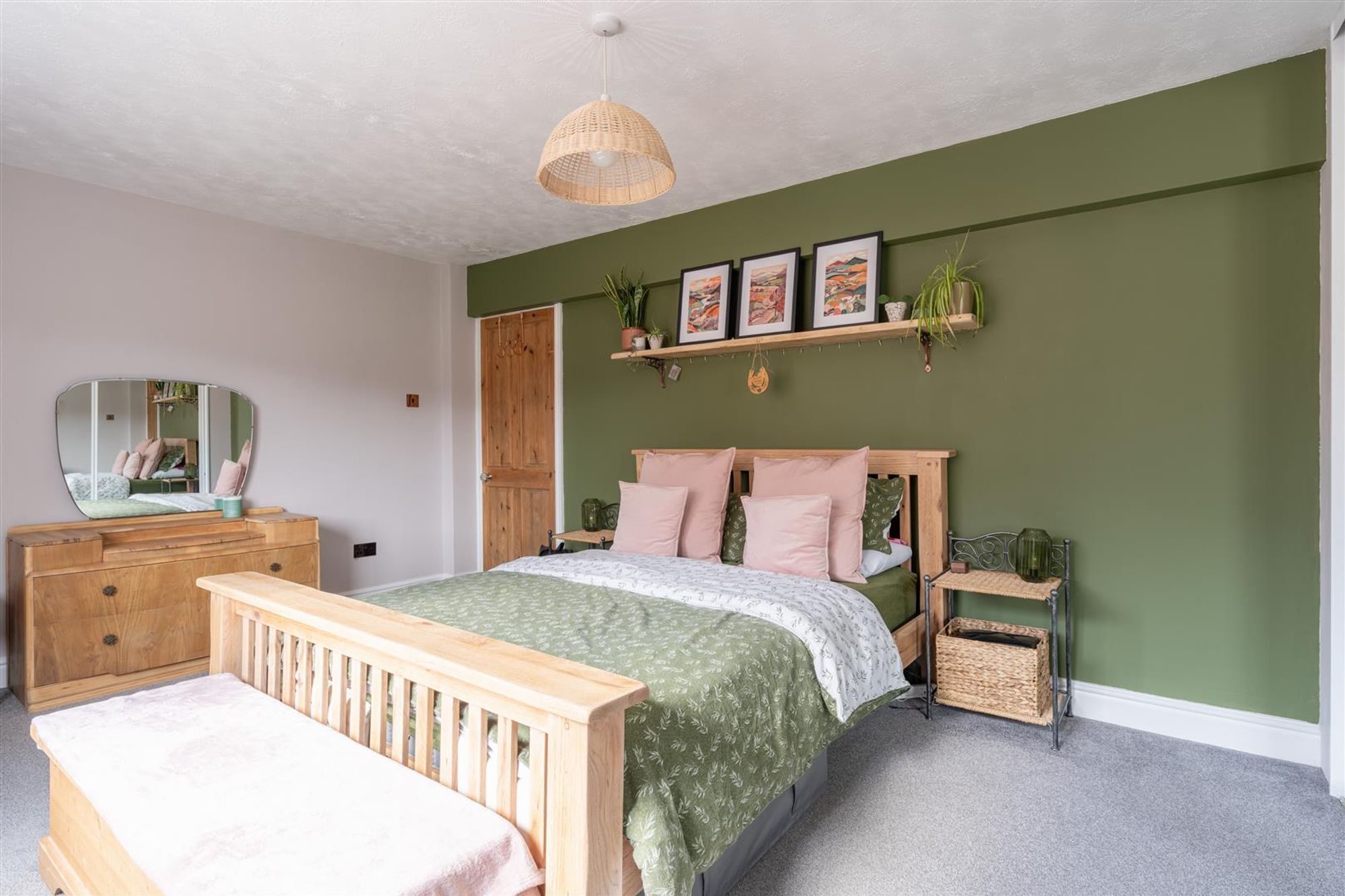 St. George Road, Abergele, LL22